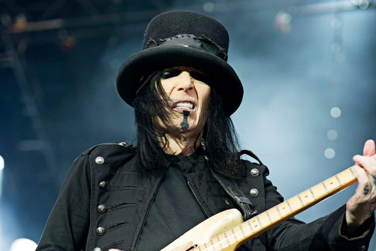 What is Mick Mars's Net Worth?